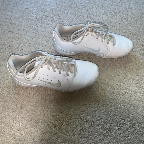 Nike Sideline Cheer Shoes - Picture 3 of 6